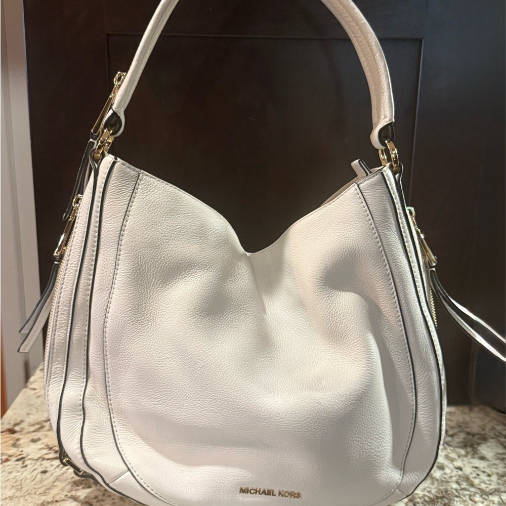 *PRE-OWNED* Michael Kors Shoulder Bag